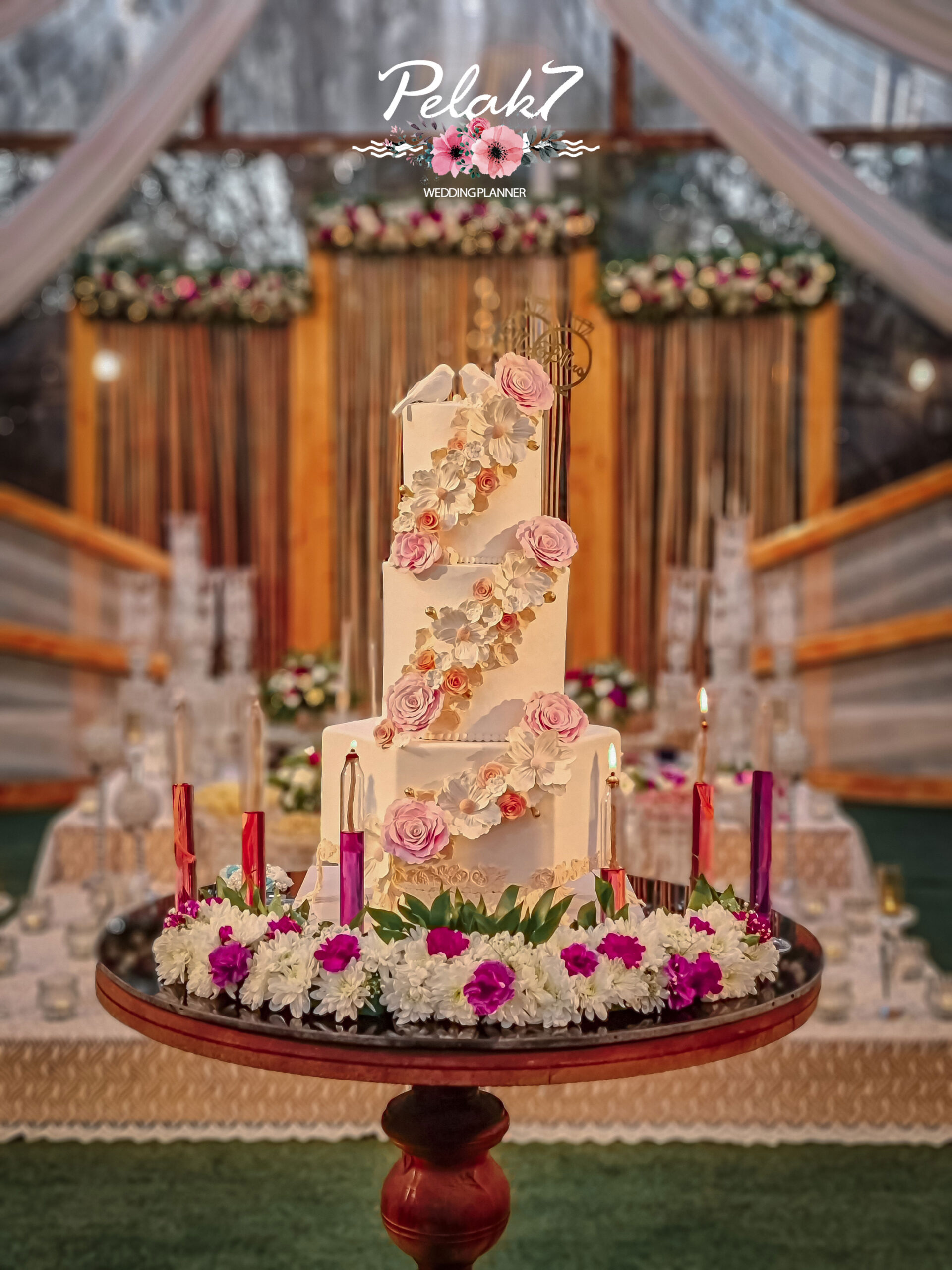 کیک عقد یا عروسی